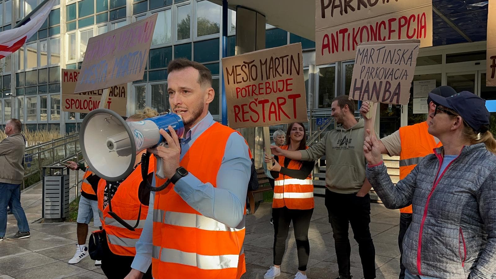 Protest za férovú parkovaciu politiku